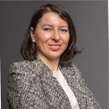 Larisa Hancu avatar image