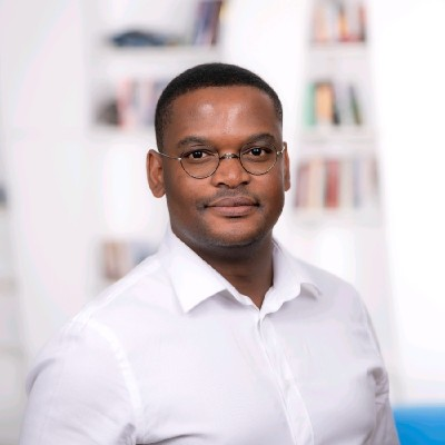 Ofentse Molefe avatar image