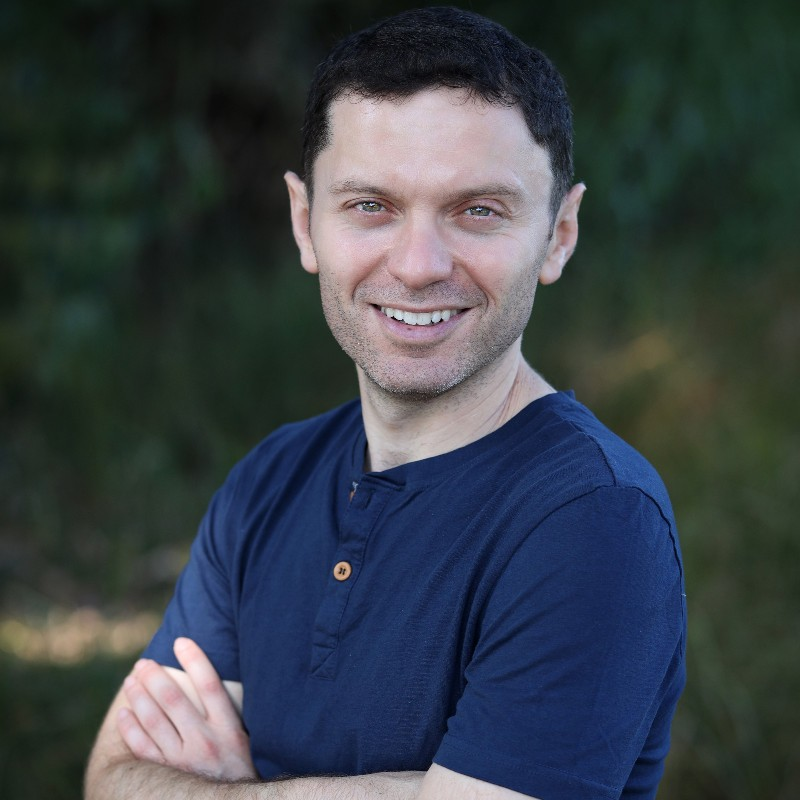 Uri Kosharovsky avatar image