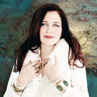 Sarah Drew avatar image