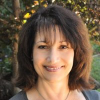 Stephanie Vinella avatar image