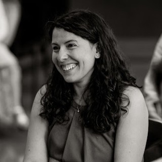 Jennifer Riou avatar image