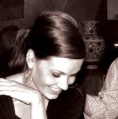 Laura Piper avatar image