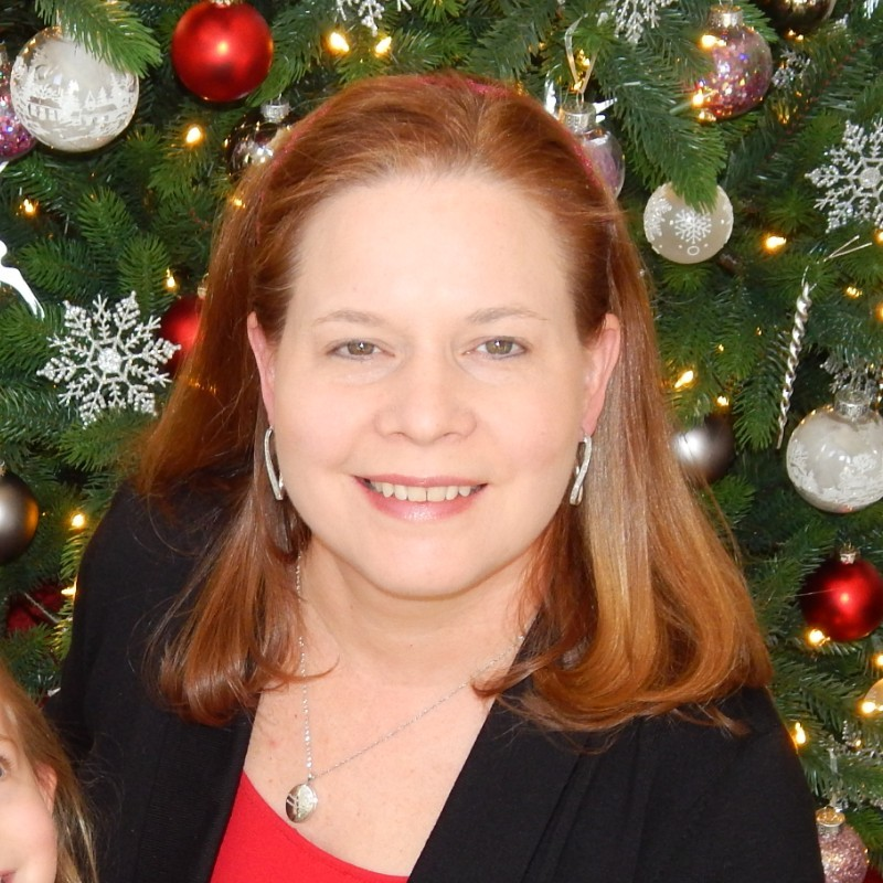 Leah Lutz avatar image