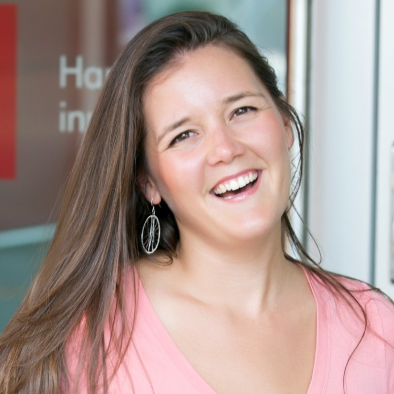 Lara Zimmerman avatar image