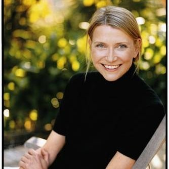 Liz Mazurski avatar image