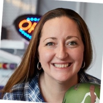 Amy Schraut avatar image