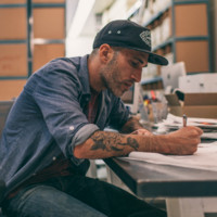 Benny Gold avatar image