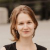 Julia Janiak avatar image