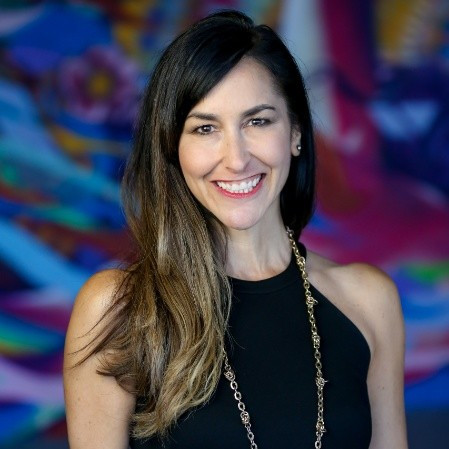 Jen Macias avatar image