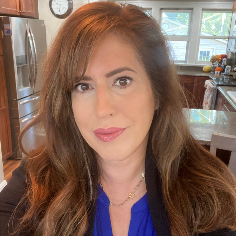 Stacie Romano avatar image