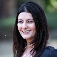 Julie Solomon avatar image