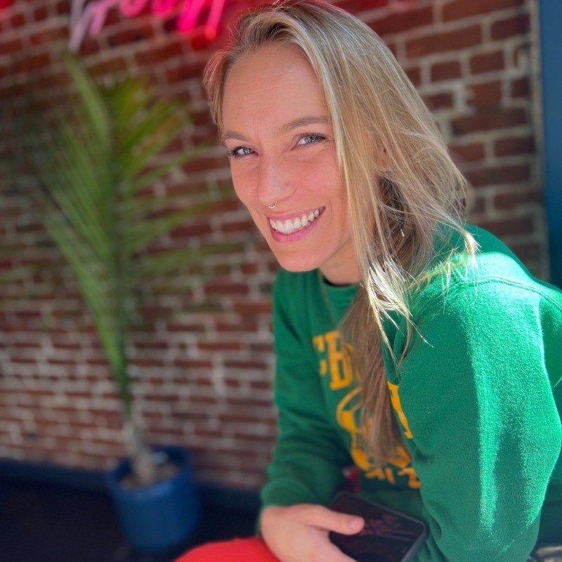 Lauren Binet avatar image