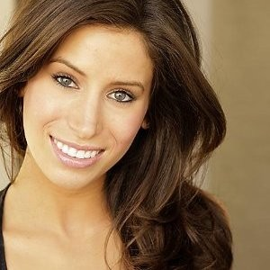 Aly Weisman avatar image