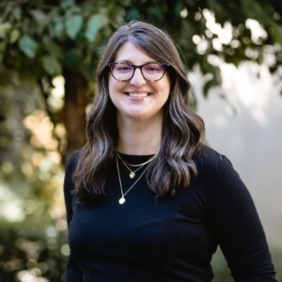 Lauren Gniazdowski avatar image