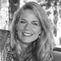 Kelly Stiles avatar image