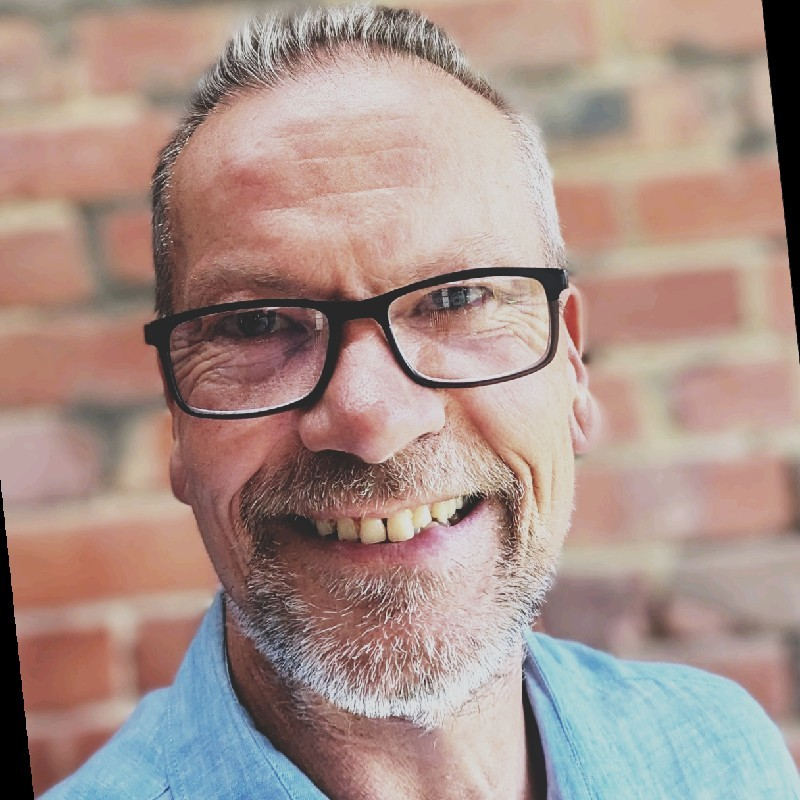 Andrew Bishop 🌎 avatar image