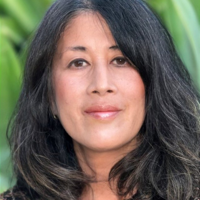 Julie Bonsack avatar image