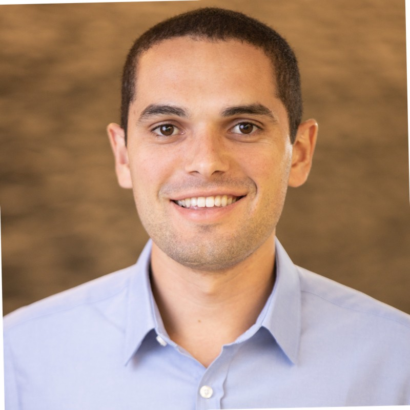 Everton Ribeiro avatar image