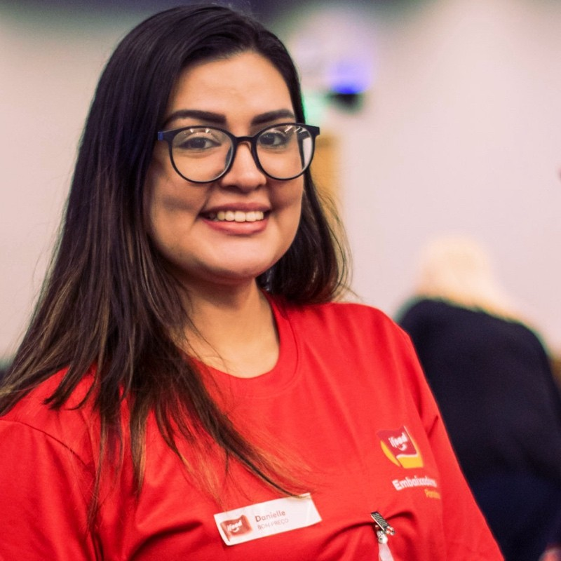 Danielle Ferreira avatar image