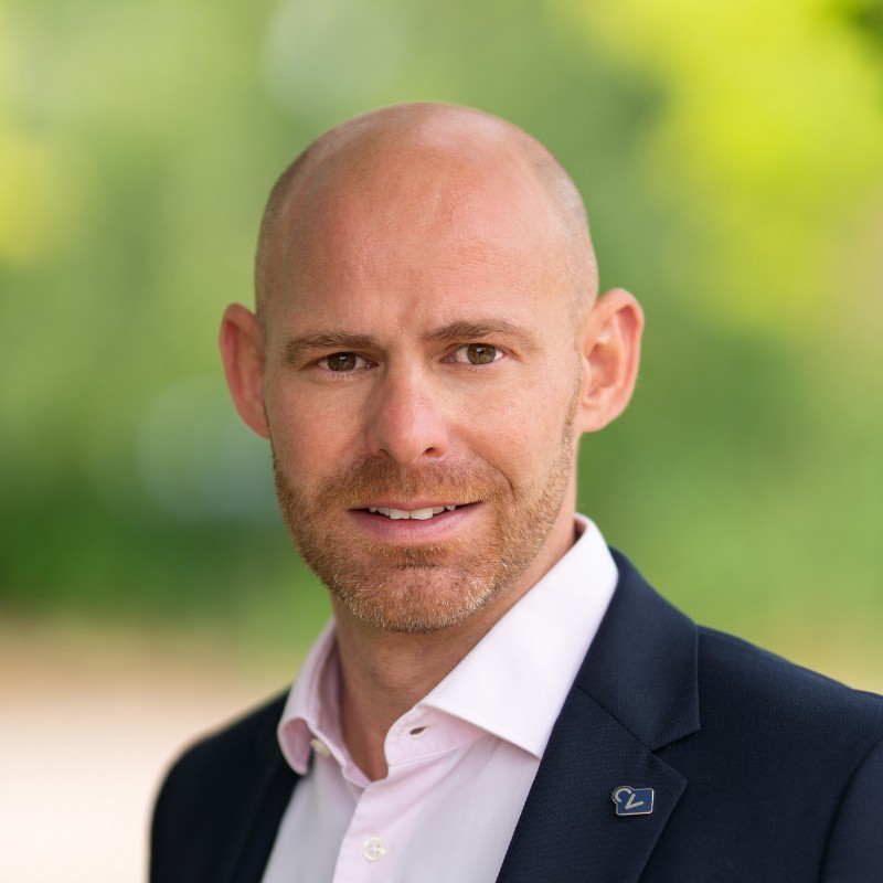 Lee Biggins avatar image