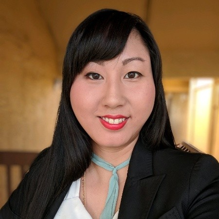 Laurie Tan avatar image