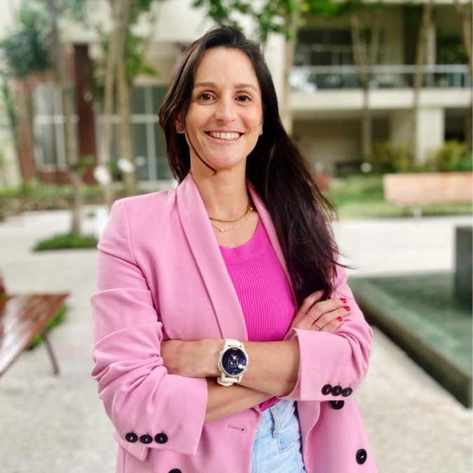 Luiza Bet avatar image