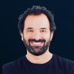 Rui Dzialoschinsky avatar image