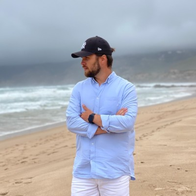 Roman Veryovkin avatar image