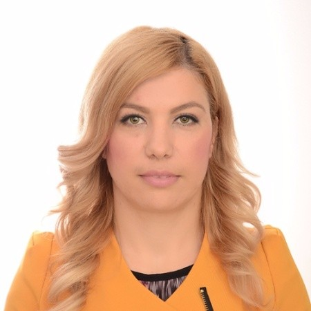 Kamela Tosku avatar image