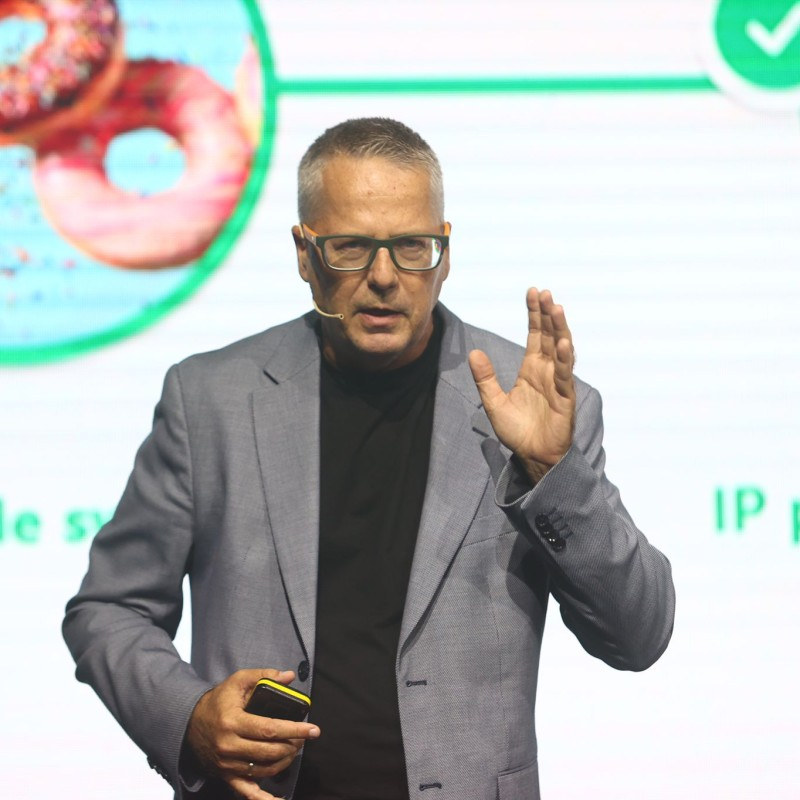 Yoav Dagan avatar image