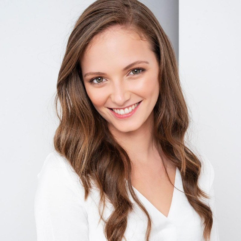 Karin Schnaiderman avatar image