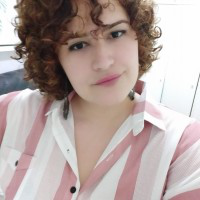 Julia do Carmo avatar image