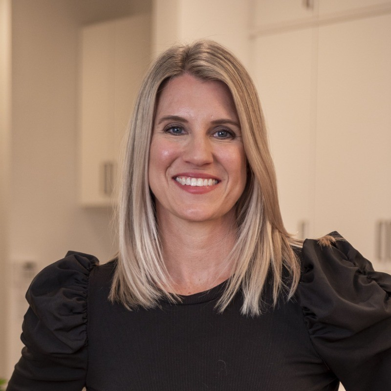 Lyndi Martoia avatar image