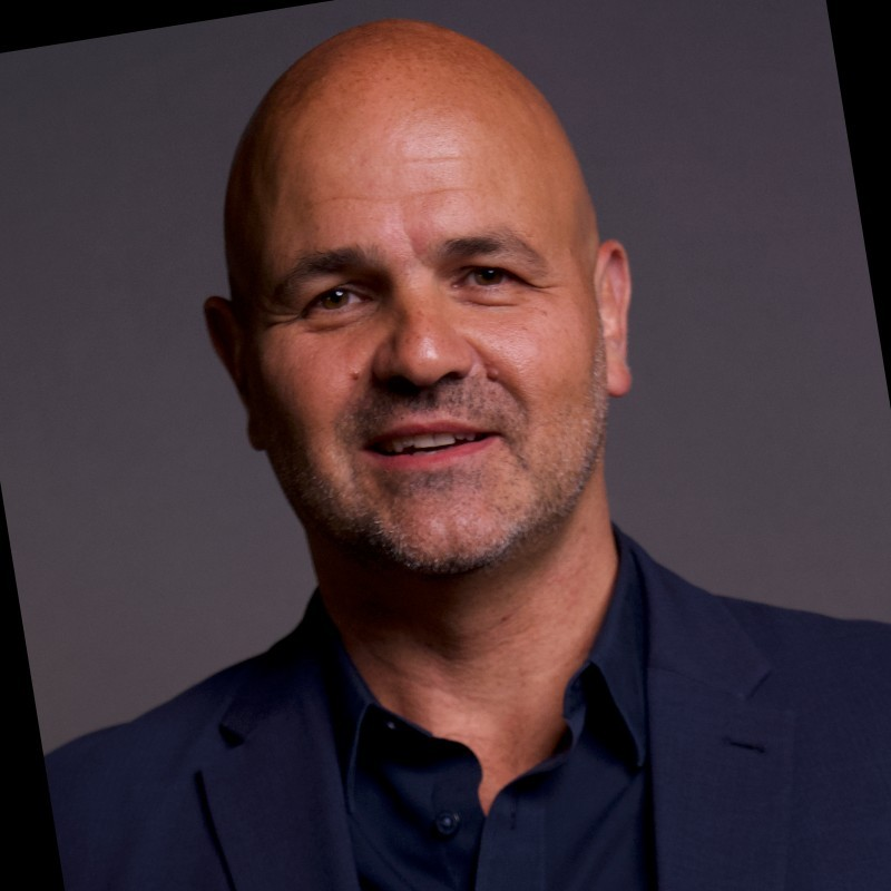 Gustavo de Mello avatar image