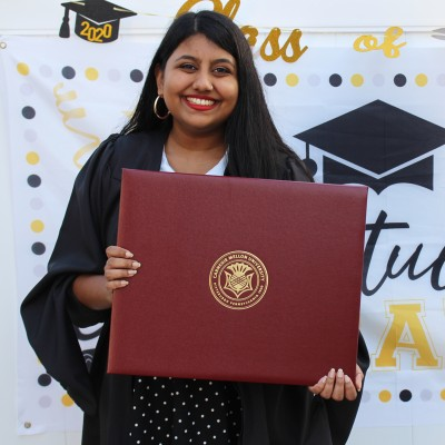 Yulini P. avatar image