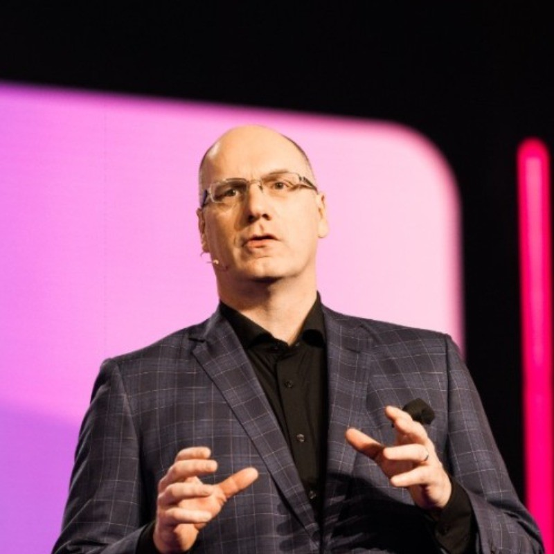 Leigh Anderson avatar image