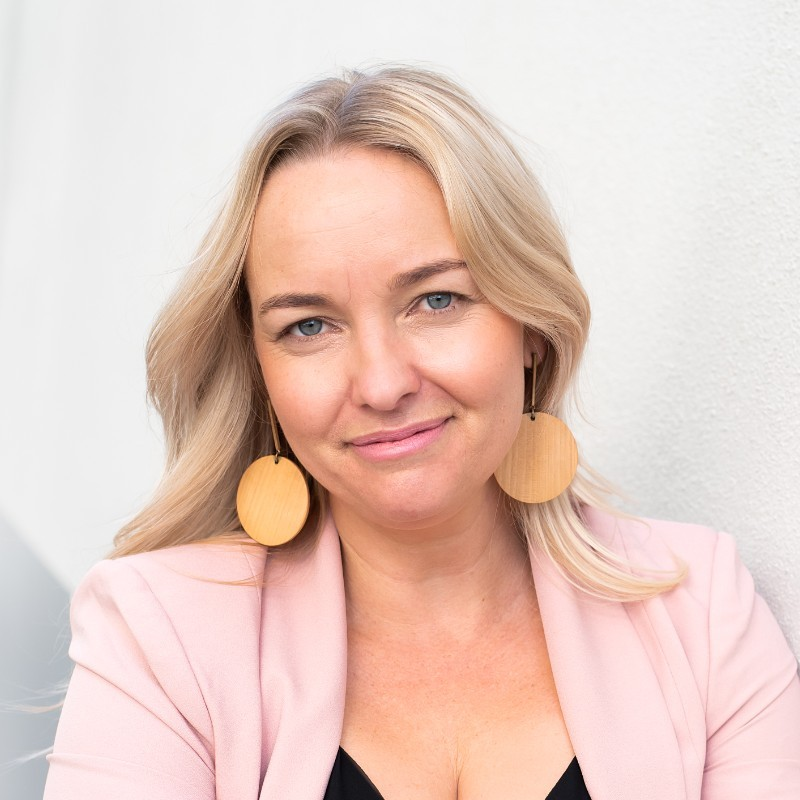 Sarah Burgess avatar image