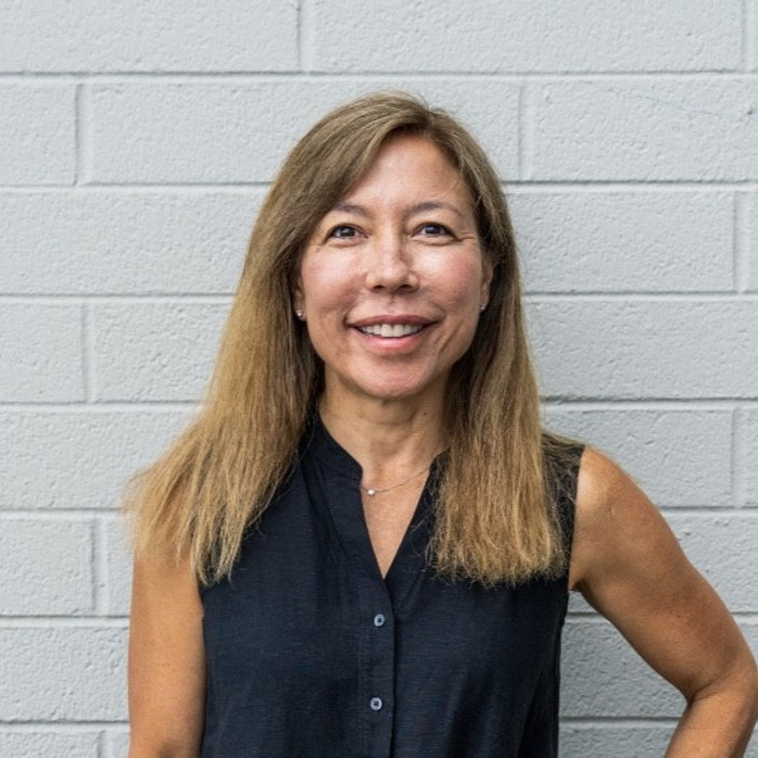 Leslie  Nakajima avatar image