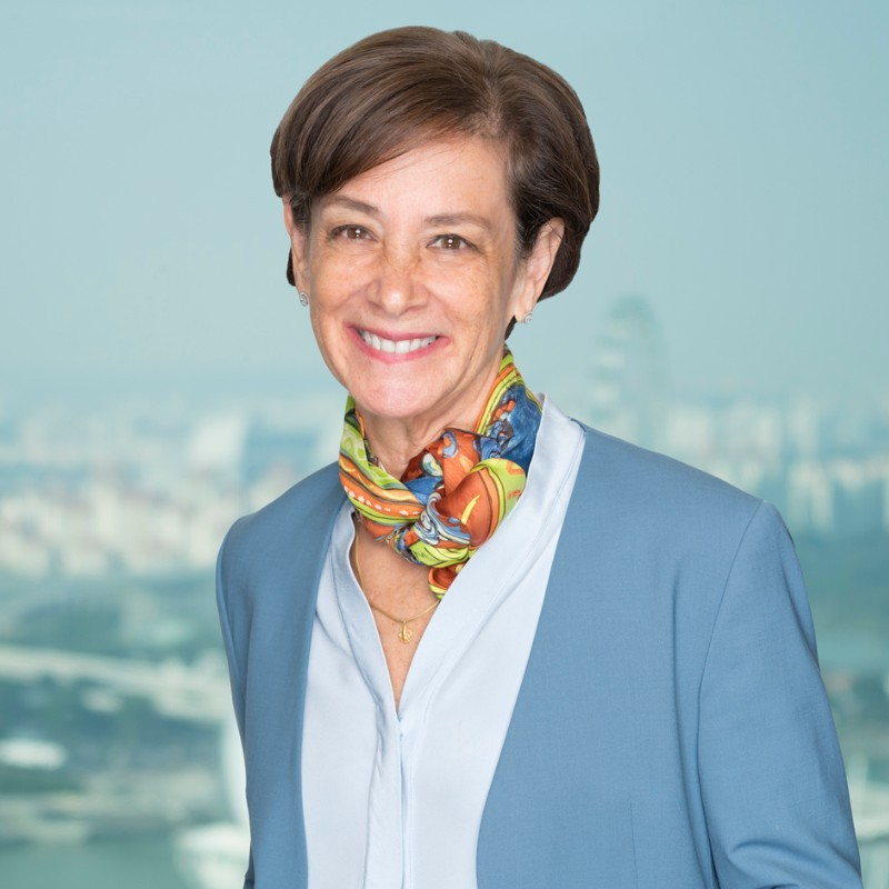 Lisa Robins avatar image