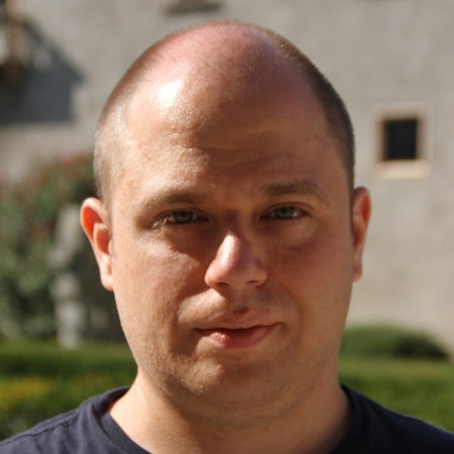 Artem Aleksashkin avatar image