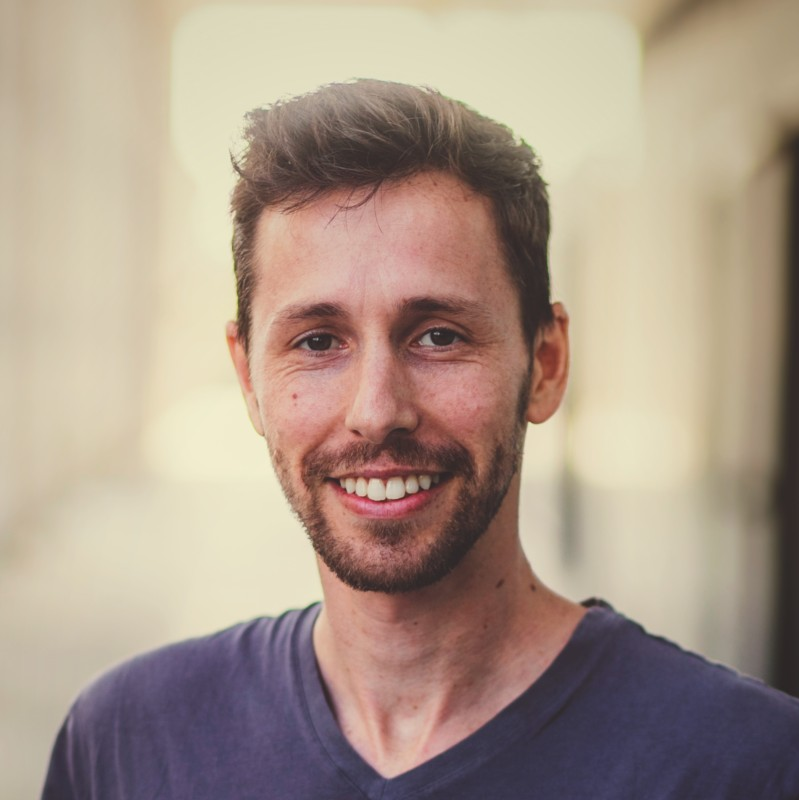 Roi Kaufman avatar image