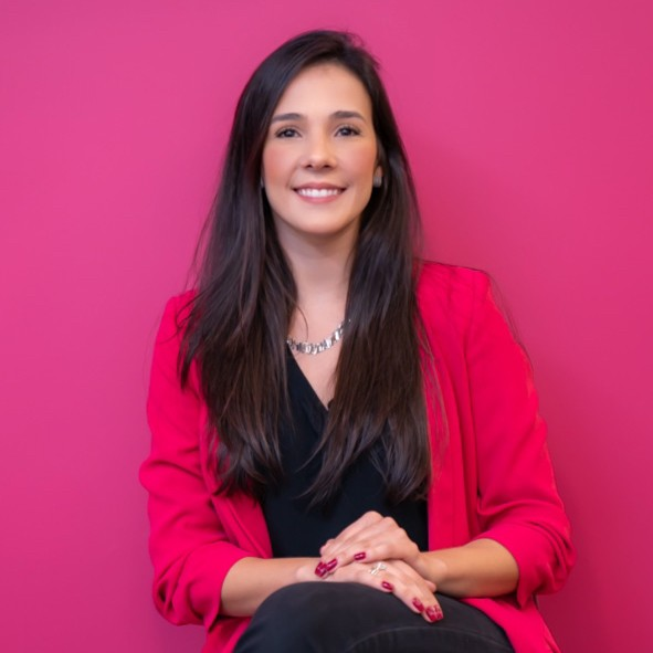 Mayara J. Gomes avatar image