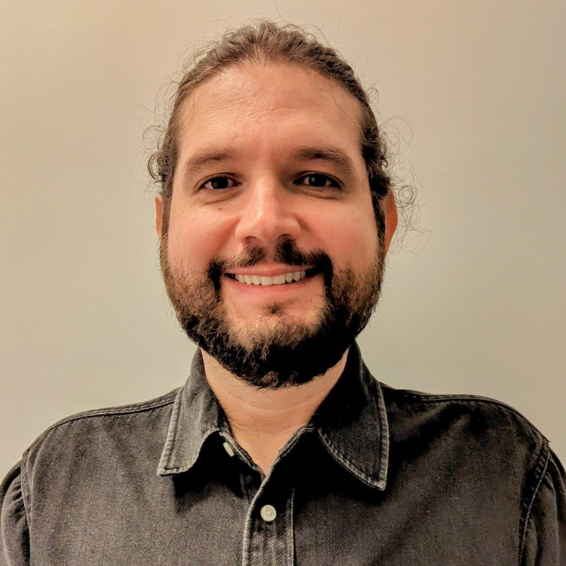 Érico Almeida avatar image