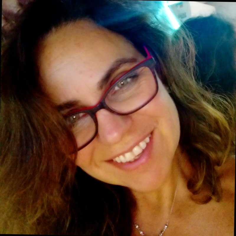 Maria Claudia de Carvalho Correa avatar image