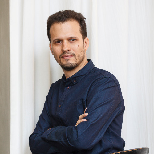 Antonio Valladares avatar image