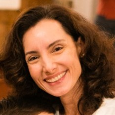 Mariana Fernandes avatar image