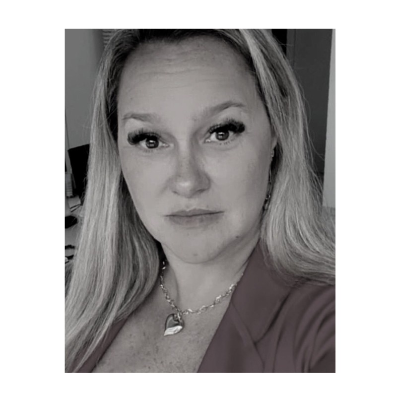 Aline Oliveira avatar image