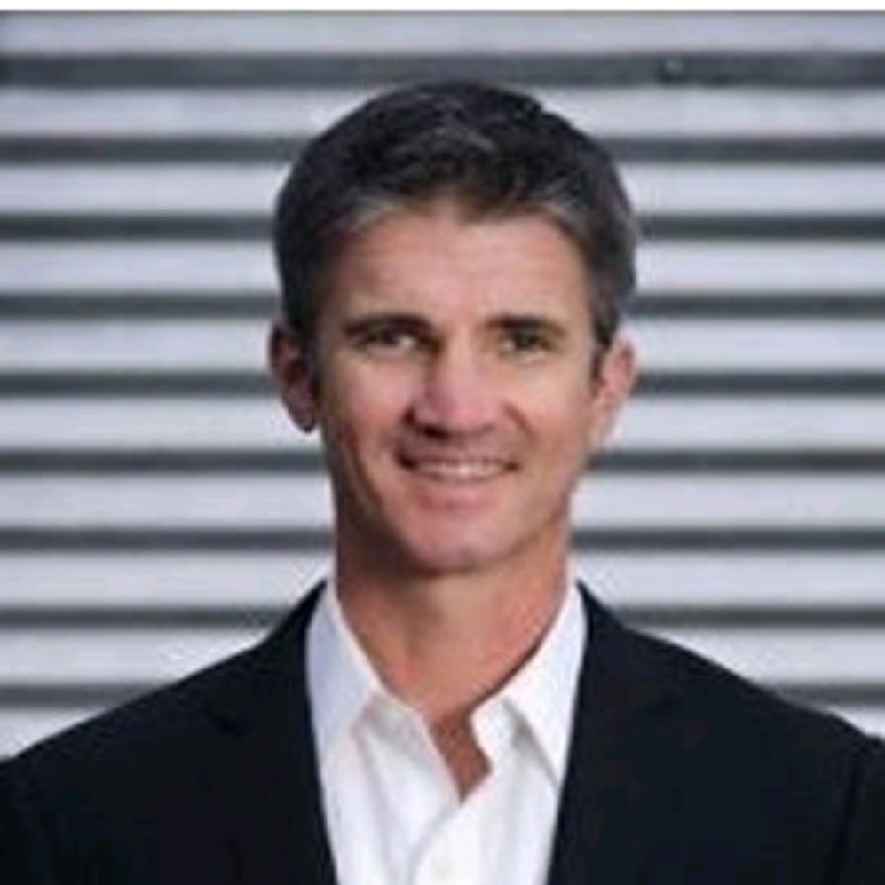 Bence Oliver avatar image