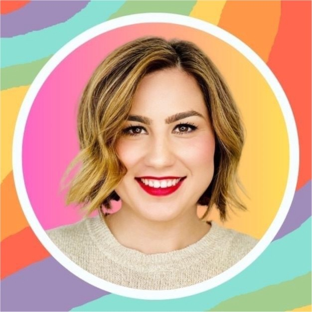 Raluca Topor 🕊️ 🐉 🌈 avatar image